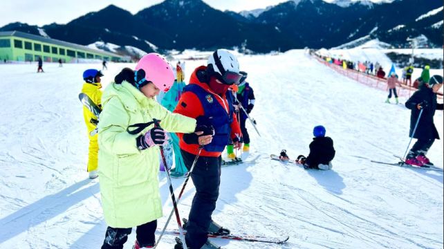 度假南山大众滑雪场