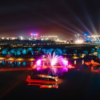 浙江衢州七彩长虹台回山+水亭门古城墙+松阳陈家铺村3日2晚跟团游