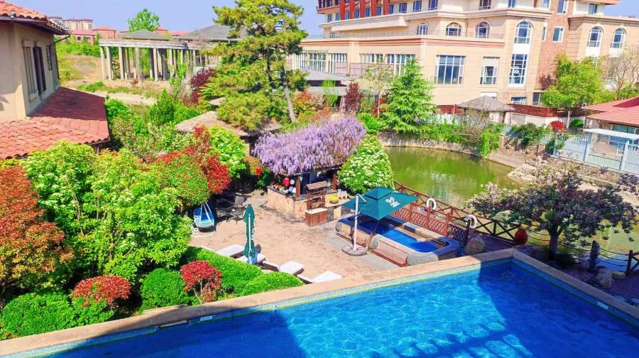 芭东小镇温泉