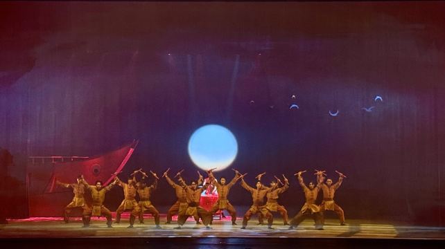 大潮归来舞台剧