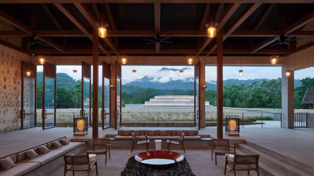 峨眉山叠川麦芽威士忌酒厂