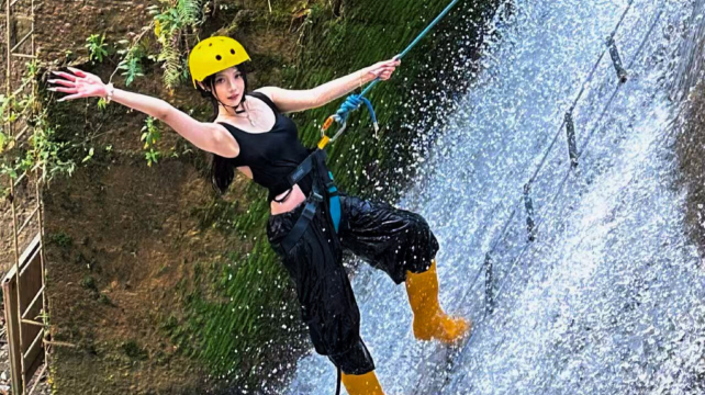 基诺山幽河谷热带雨林景区