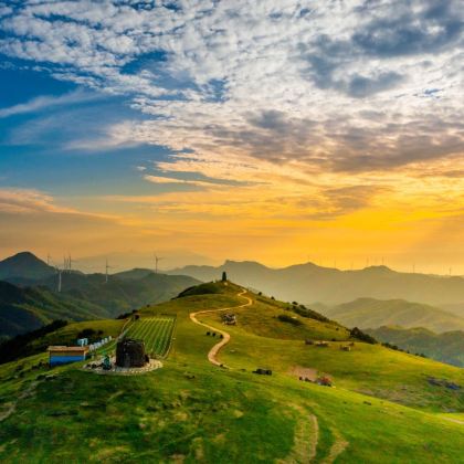 东江湖旅游区+高椅岭旅游区+仰天湖大草原+白廊景区2日1晚拼小团