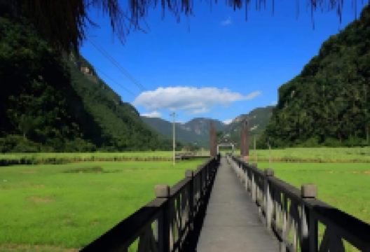 千米国画长廊景点图片