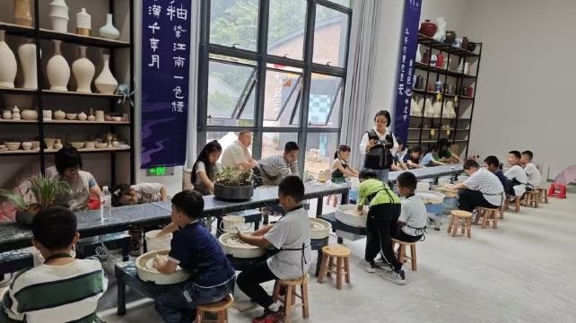 上青坊陶艺体验空间