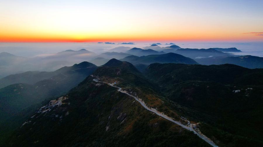 广东第一峰旅游风景区