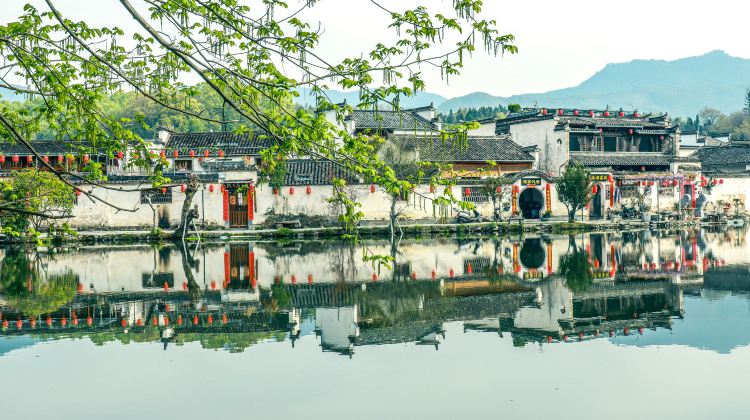 5-Day Custom Itinerary–Free Hui Show&Huizhou Triangle Bun DIY–Huangshan World Mixed Heritage + Hongcun. Xidi. Chengkan. Huizhou Ancient City