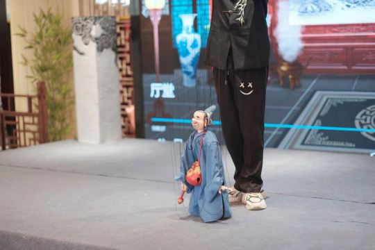 泉州泉山路提线木偶表演
