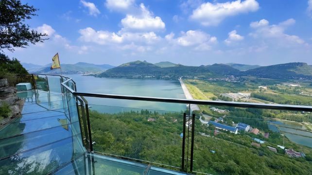 龟山望龙洞风景区