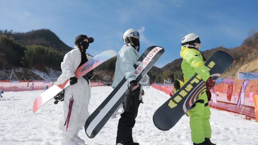 大别山滑雪旅游度假区