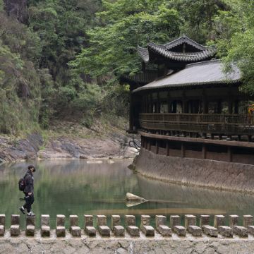 文成+刘伯温故里景区·百丈漈3日2晚私家团