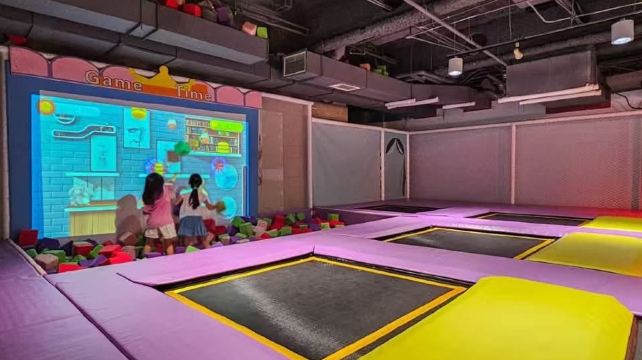 追风奇幻岛-台中广三-动物农场