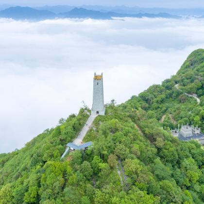 窦圌山景区+九皇山+佛爷洞+李白故居+药王谷+越王楼3日2晚私家团