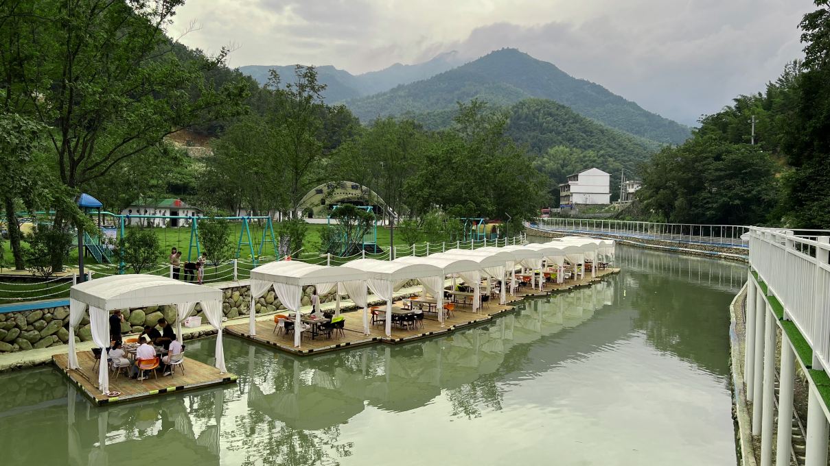 奇云漂飘景区