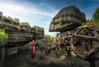 恩施梭布垭石林景区一日游【◆指定酒店接◆恩施优选】【游在恩施：观奥陶纪石林】
