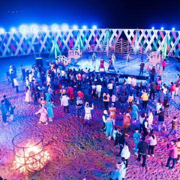 呼和浩特+辉腾锡勒草原+库布齐沙漠5日4晚私家团