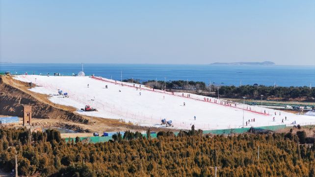 青岛金沙滩国际滑雪场