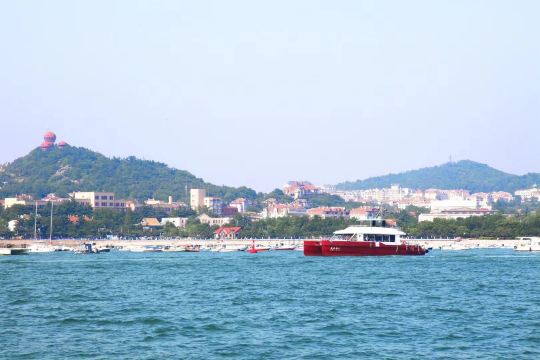 青岛出海观光游船