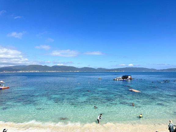 太阳湾PADI潜水俱乐部