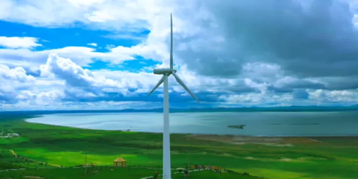 達裏湖南岸景區