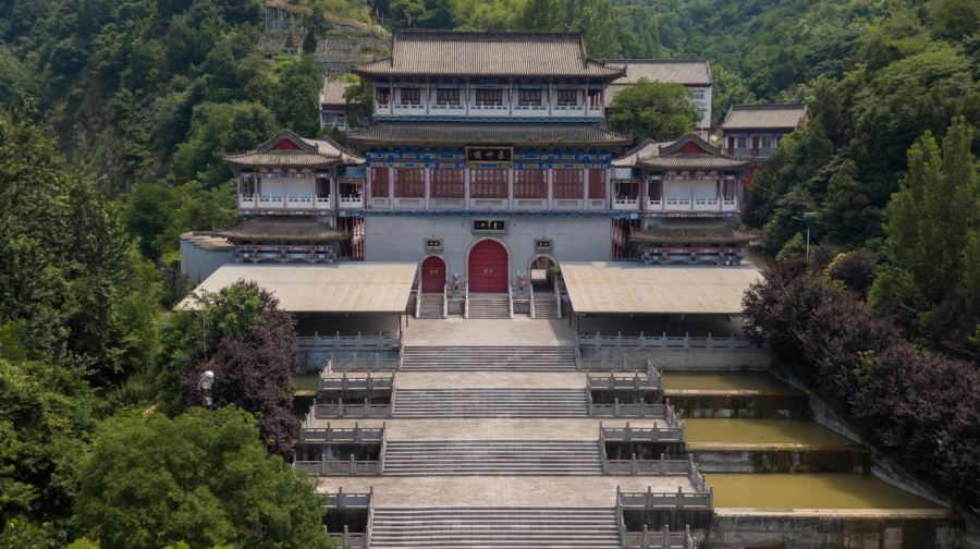 青华山卧佛寺景区