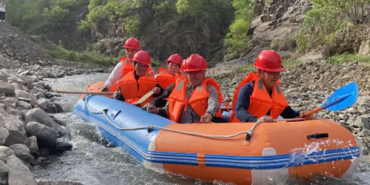 欒川浪浪河漂流