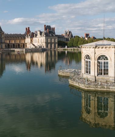 8D7N • A Cultural journey through France: Paris, Versailles, Fontainebleau