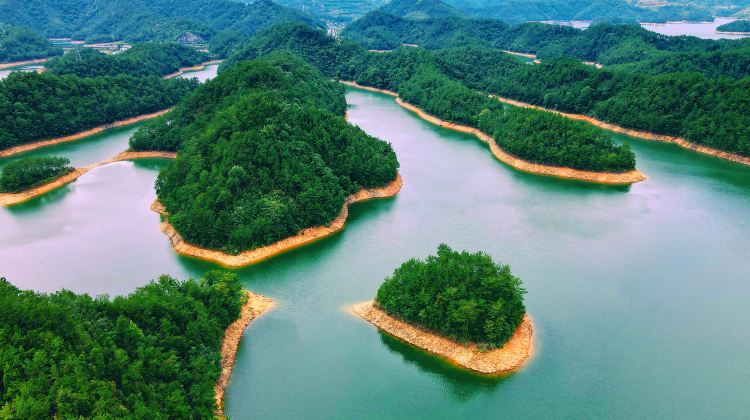 5-Day 5-day 4-night · Private Tour · Huangshan Scenic Area + Hongcun Village + Qiandao Lake