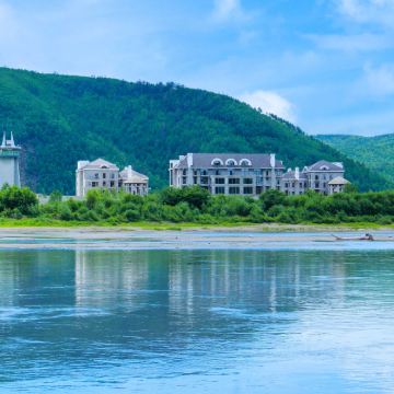 哈尔滨+漠河+北极村+抚远+黑瞎子岛旅游区7日6晚私家团