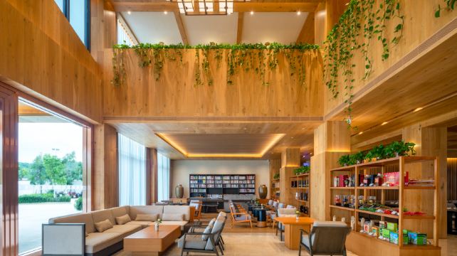 热矿泥温泉度假村