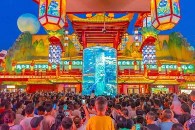 青岛山海间不夜城主题街区