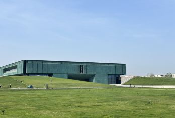 安阳殷墟博物馆+宫殿宗庙遗址+王陵遗址【6小时大咖讲解】【严选行业名导、学者大咖匠心讲解，6小时左右深度讲解】