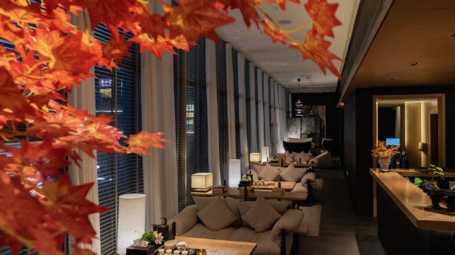 云中漫步·庭青·足疗养生会馆(江北机场中央公园精品店)