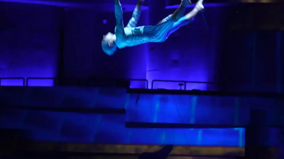 top-video