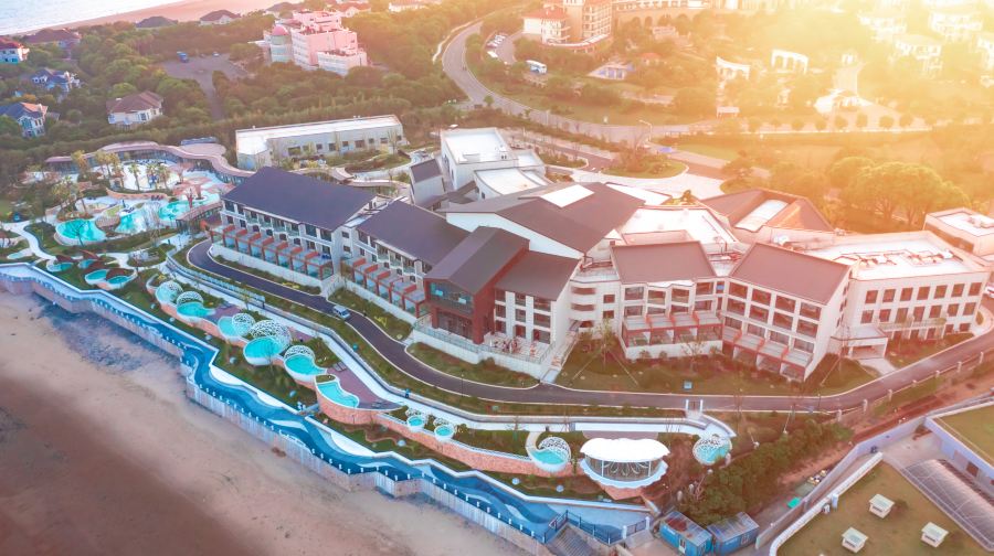 海天台温汤庭院