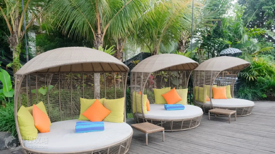 Wanna Jungle Pool And Bar