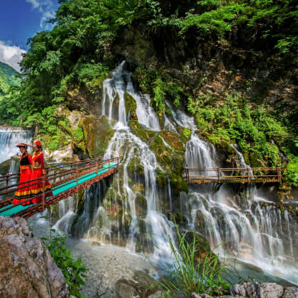 西昌+螺髻九十九里温泉瀑布风景区+邛海泸山风景区+西昌建昌古城2日1晚跟团游