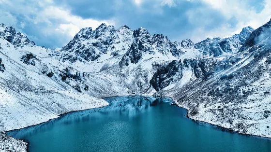 祁連山冰溝河景區