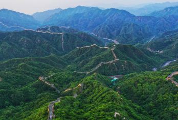 北京八达岭长城+十三陵定陵包车出游，含门票、五环内上门接送【[出游保证]：北京专注地接旅行社，无购物，五环内上门接送服务】