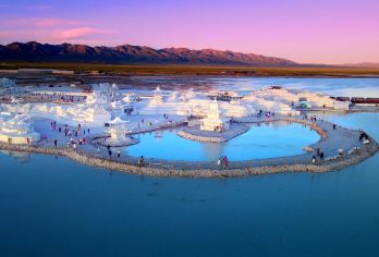 茶卡盐湖天空壹号+日月山+青海湖东格尔一日游【省钱玩法】【1，达人带队，精选线路，深度体验，创新玩法，贴心管家，摄影帮手，路上美景随走随停！】