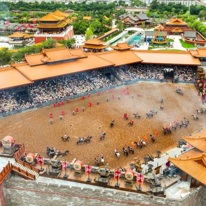 河南郑州+老君山景区+万仙山景区+郭亮挂壁公路+清明上河园+开封包公祠+汴梁小宋城7日6晚跟团游