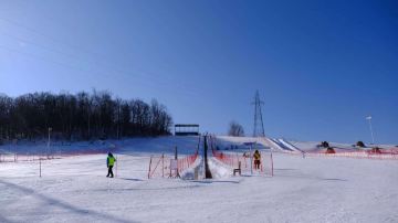 长白山冰雪欢乐谷滑雪场