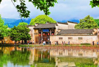 宏村景区+西递一日游【VIP定制1-6人精致小团纯玩无购物】【推荐理由一：[一价全含]西递、宏村门票+酒店接送车费+导游服务+专业旅游咨询顾问。】