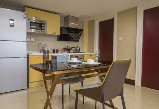 The Apartments on Financial Street Hotel Overview