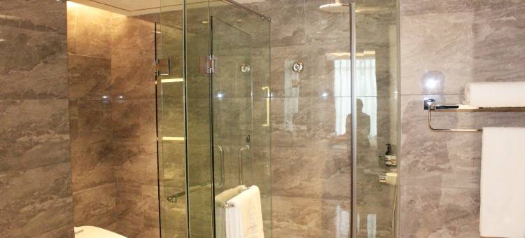 泗水泉源酒店图片