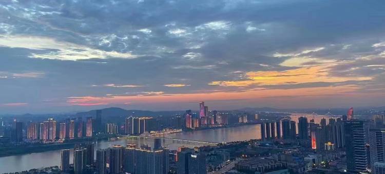 芒果城市loft民宿(长沙中南大学湘雅附一店)图片
