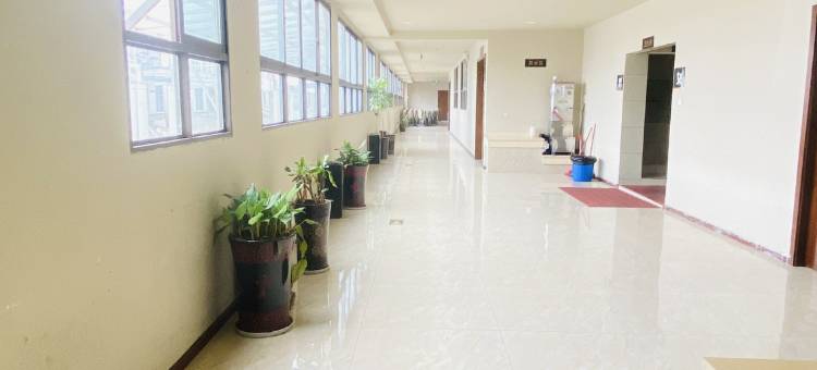 速8酒店(遂宁西山路高铁站店)图片