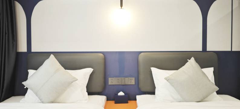 深圳福易得酒店(东门老街店)图片