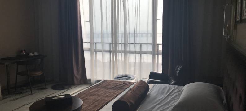 乐绅酒店(深圳机场店)图片