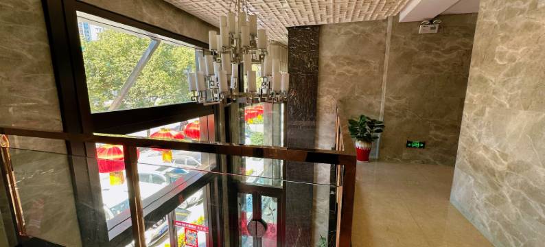 十堰柏岸SOHO酒店(天津路大学城店)图片